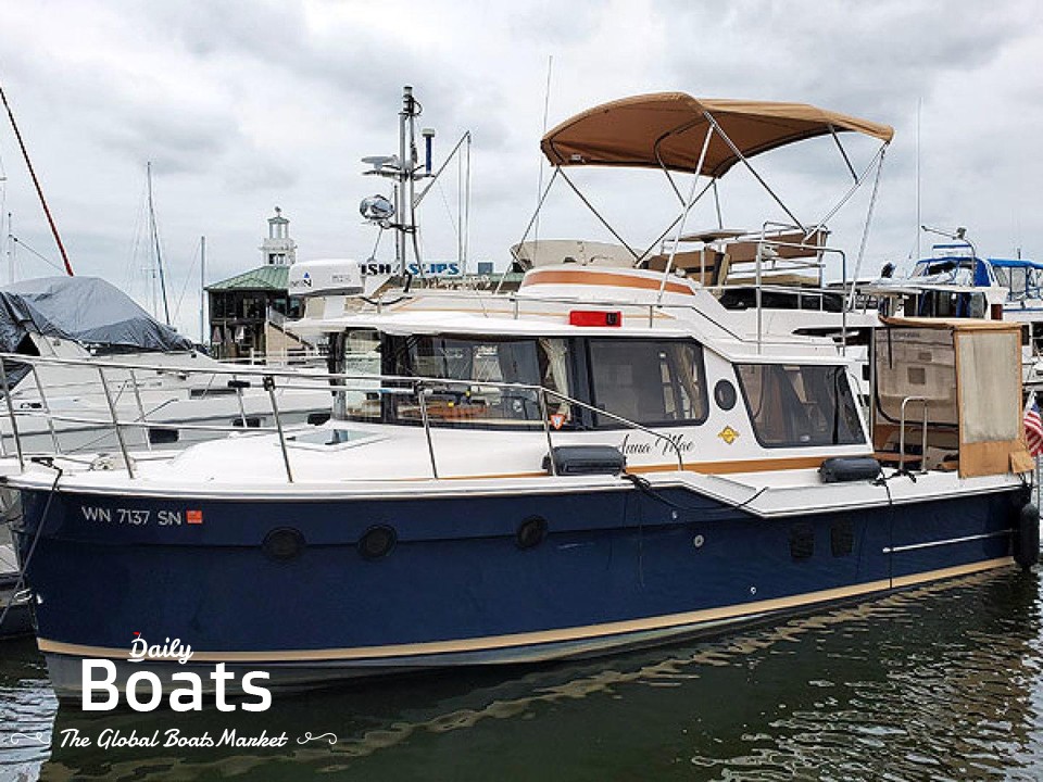 2018 Ranger Tugs Command Bridge