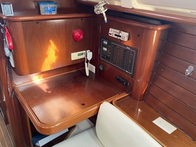 Koupit 1997 Beneteau 381