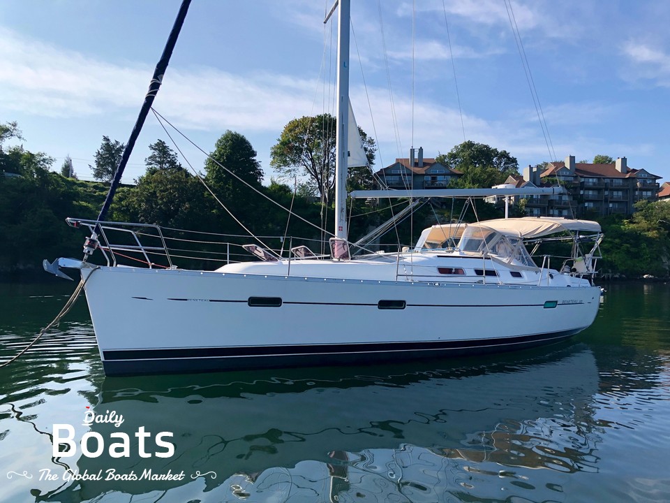 2004 Beneteau 373 for sale. View price, photos and Buy 2004 Beneteau ...