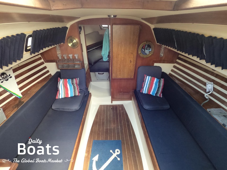 1985 Starwind 27 for sale. View price, photos and Buy 1985 Starwind 27 ...