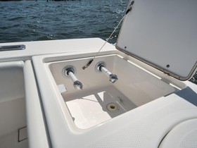 2003 Venture 34