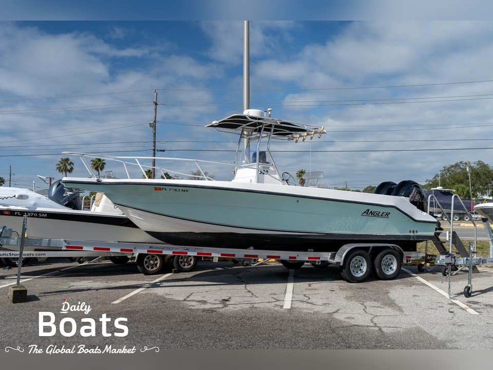 2004 Angler 2500