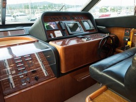 2000 Ferretti Yachts 70