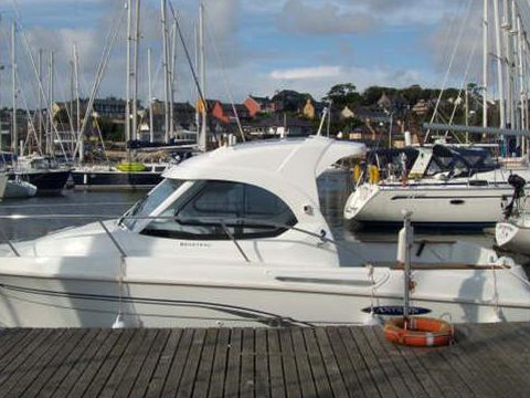 antares beneteau series technical info price review