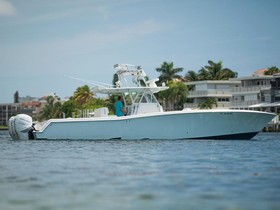 Buy 2011 Invincible 42 Cc