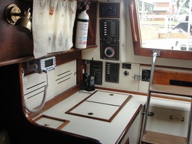 1984 Cape Dory 30C на продажу