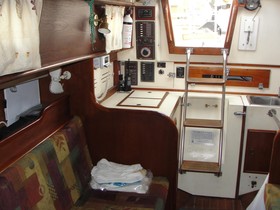 1984 Cape Dory 30C на продажу
