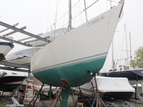 Kupić 1985 J Boats 34