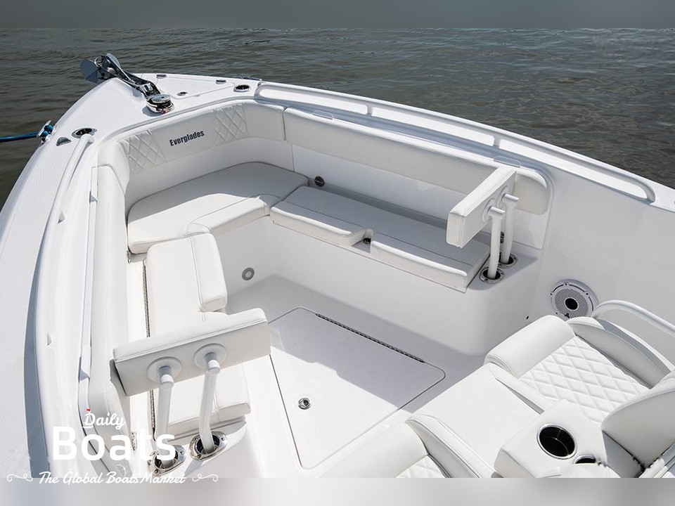 2022 Everglades 295 Center Console for sale. View price, photos and Buy