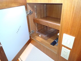 2004 Hunter 44