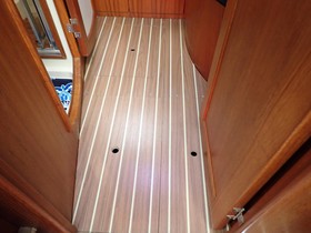 2004 Hunter 44