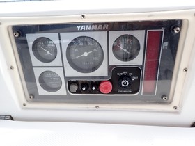 2004 Hunter 44