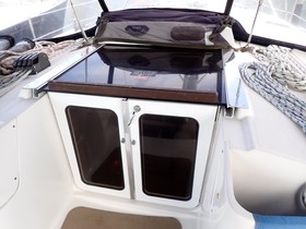 2004 Hunter 44