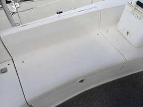 2004 Hunter 44
