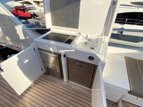 2018 Fairline Squadron 65