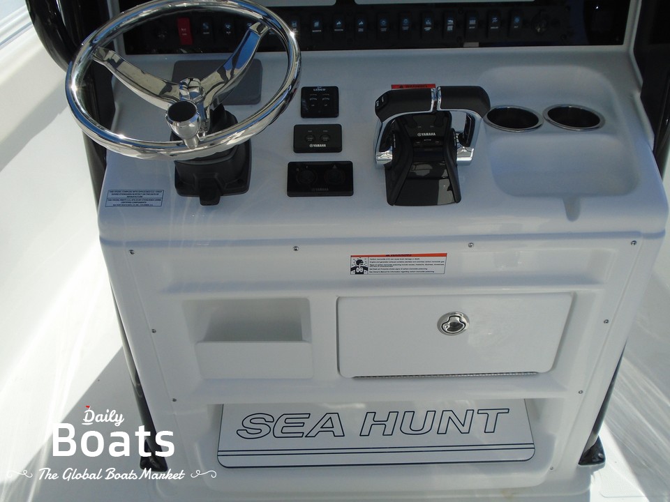 2023 Sea Hunt Gamefish 27 With Coffin Box for sale. View price, photos
