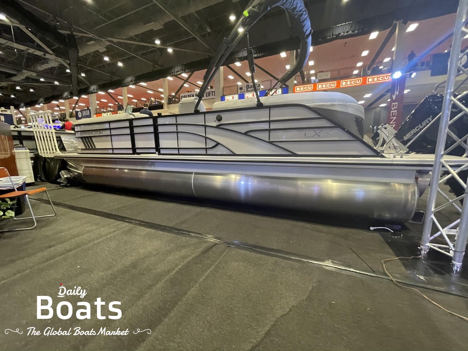 2022 Bennington Lx Fastback for sale. View price, photos and Buy 2022