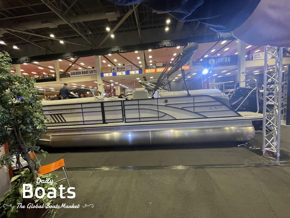 2022 Bennington Lx Fastback for sale. View price, photos and Buy 2022