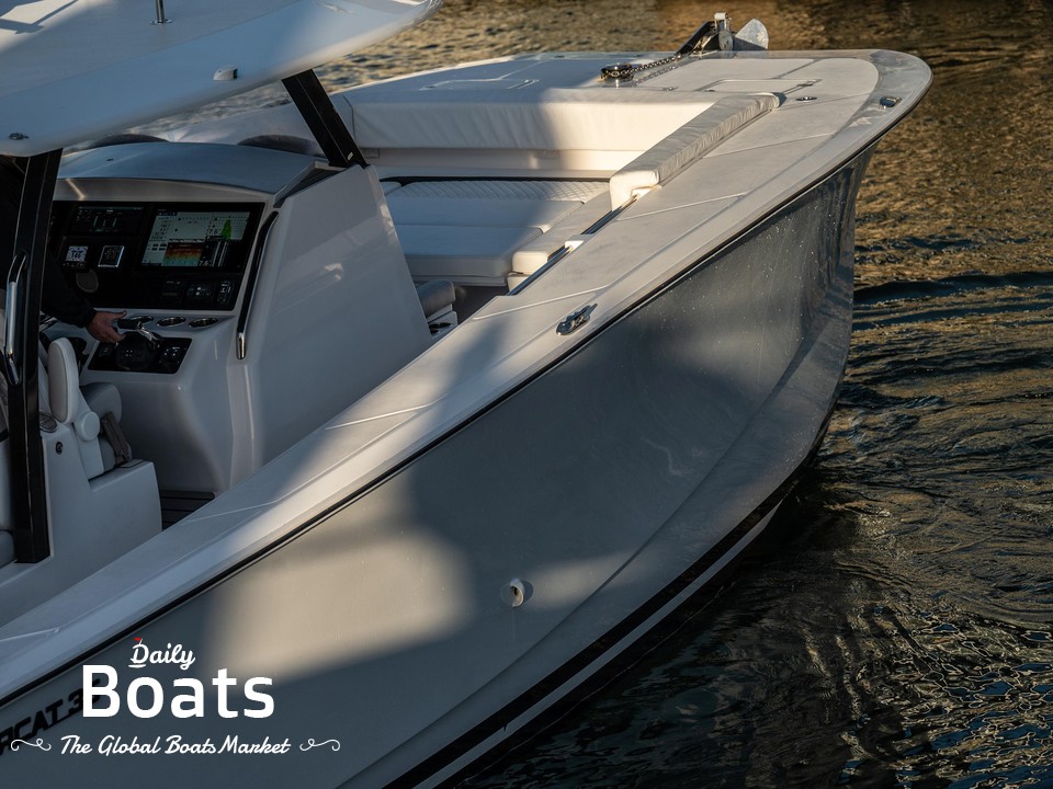 2022 Hammer Yachts Hammercat 35 for sale. View price, photos and Buy