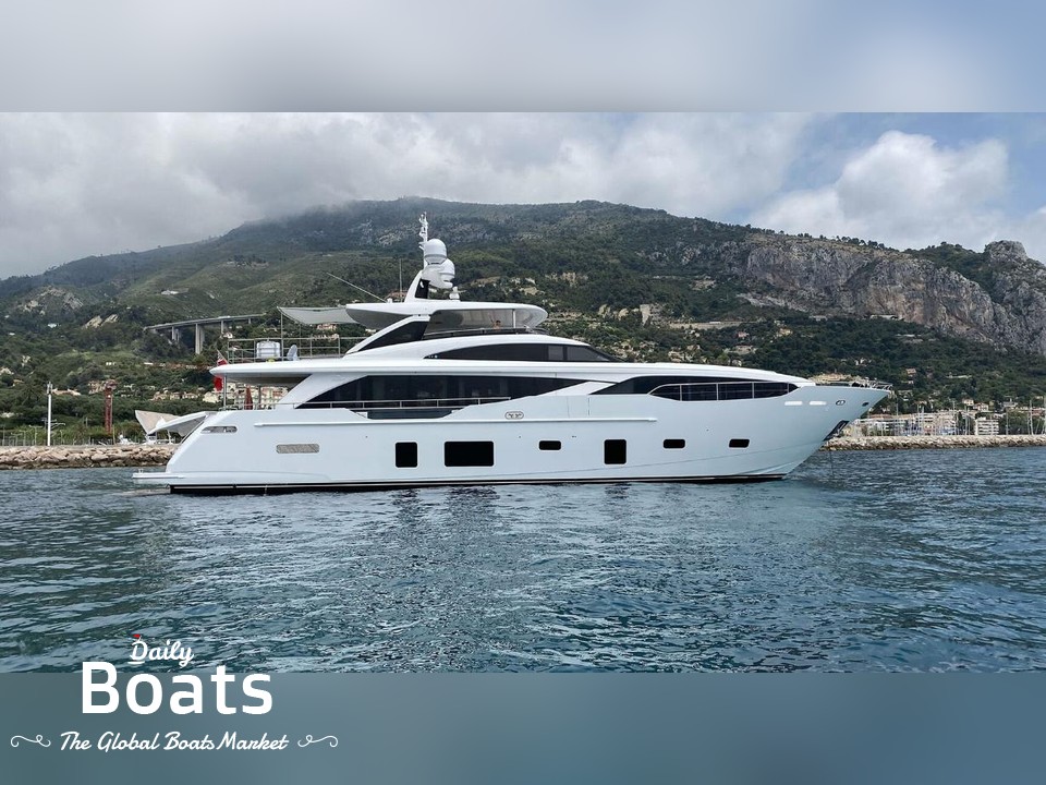 2020 Princess 30M for sale. View price, photos and Buy 2020 Princess ...