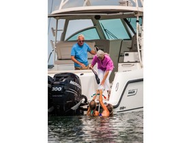 2022 Boston Whaler 345 Conquest