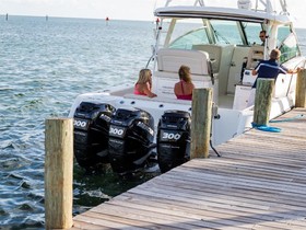 Buy 2022 Boston Whaler 345 Conquest