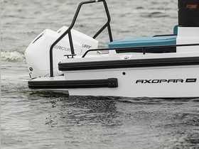 2022 Axopar 28 Aft Cabin