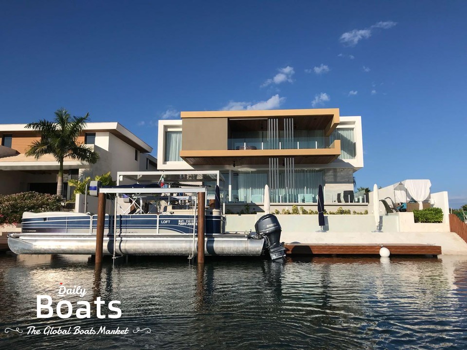 2013 Premier 290 Grand Entertainer for sale. View price, photos and Buy