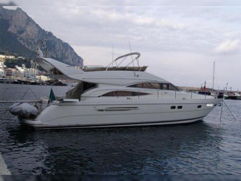 Princess 61 Fly