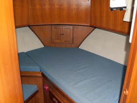 Kupiti 1988 CHB Tri-Cabin Trawler