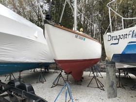 1979 Cape Dory 27