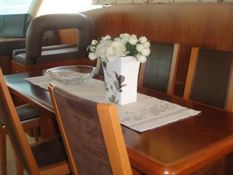 2008 Elegance 62