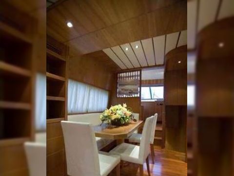 2000 Benetti 62 Sd