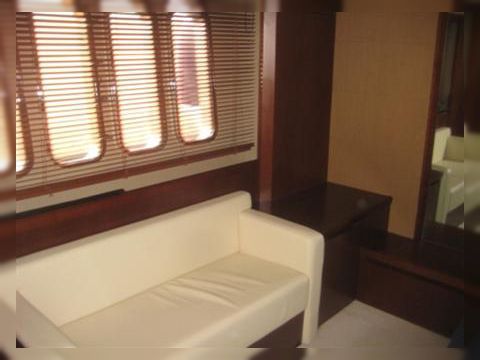 2008 Princess V70