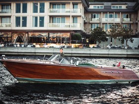 Custom Classic Boat Hera 30