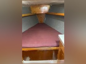 1987 Hunter Legend 37