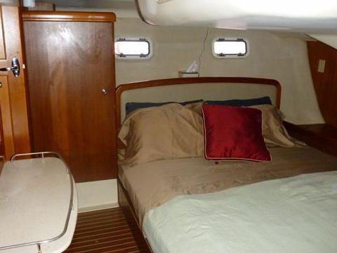 2003 Hunter 426
