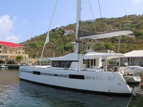 Lagoon 52