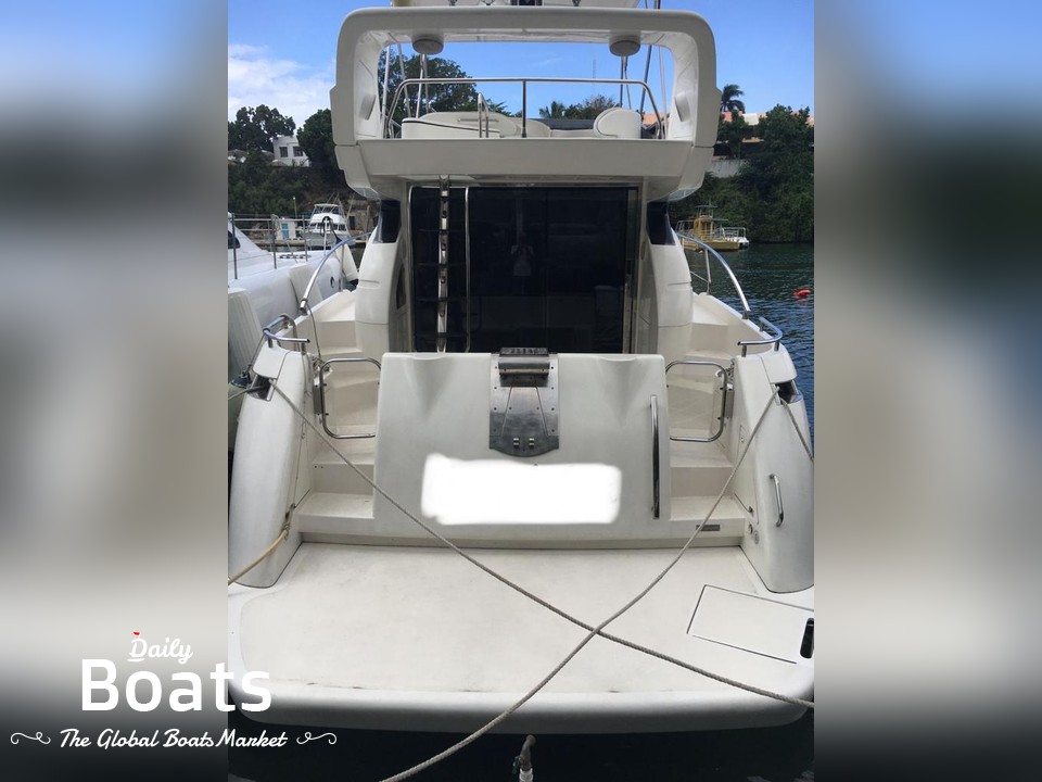 2000 Azimut 52
