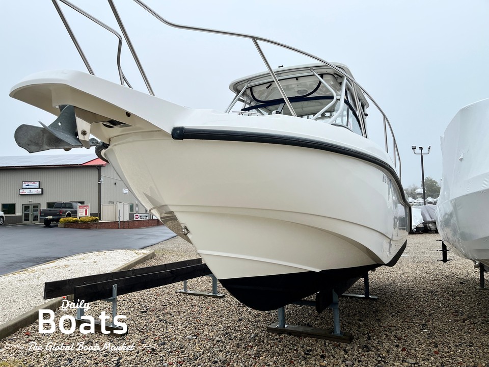 2007 Boston Whaler 255 Conquest for sale. View price, photos and Buy