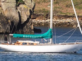 Camper & Nicholsons Classic Sloop