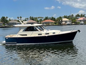 Legacy Yachts 32