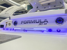 2022 Formula 310 Bowrider