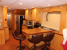 2011 Custom Houseboat à vendre