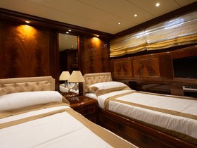 Kupić 2003 Mangusta 80 Open