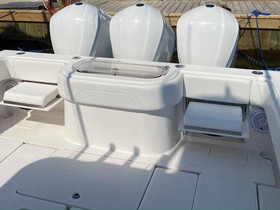 2014 Invincible 42