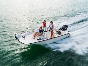 Boston Whaler 170 Montauk