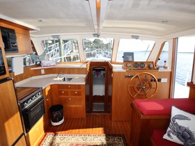 2002 Mainship 390 Trawler