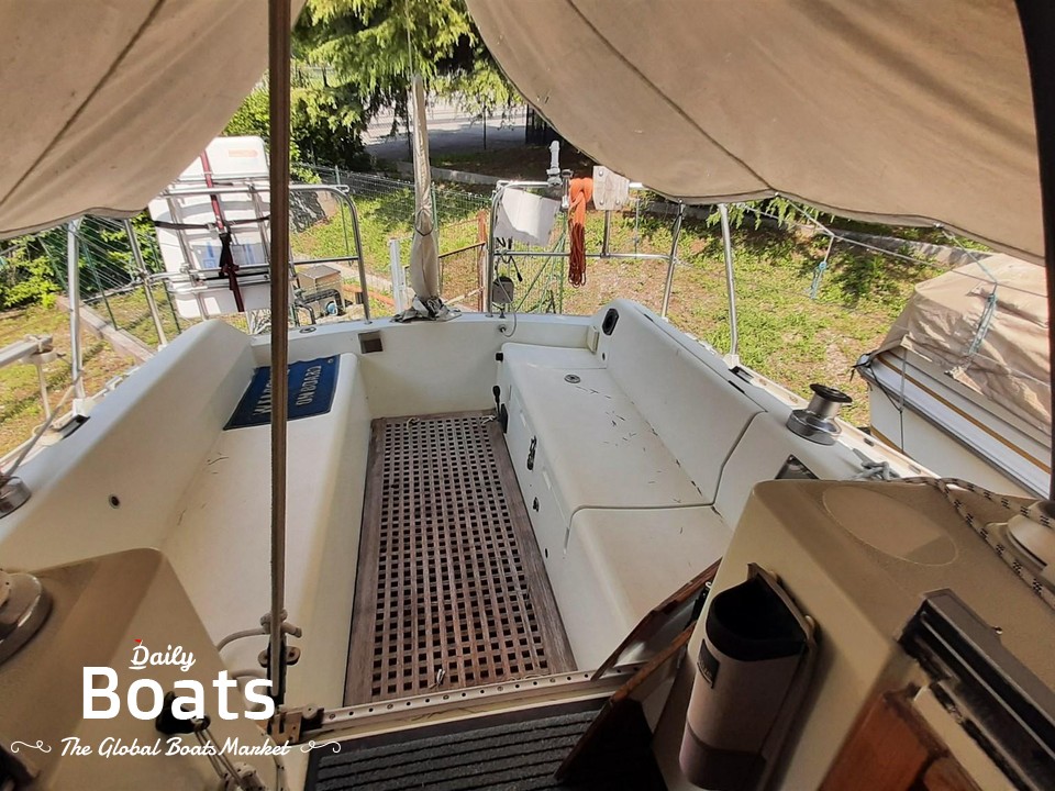 1987 Moody 28 Twin Keel for sale. View price, photos and Buy 1987 Moody