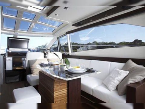 2011 Absolute 52 Ht za prodaju